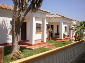 Гостиница Apartamentos Turísticos Cabo Roche  Кониль-Де-Ла-Фронтера